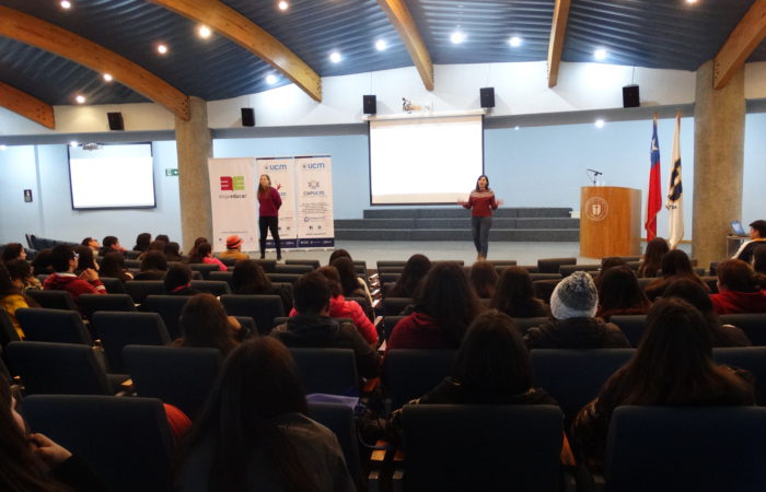 ESTUDIANTES DEL MAULE PARTICIPAN EN JORNADA SOBRE CARRERA DOCENTE