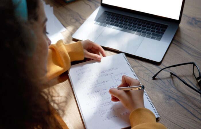 ENTREGAN RECOMENDACIONES PARA EL AUTOCUIDADO DE LA SALUD MENTAL DE LOS ESTUDIANTES
