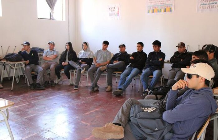 ESTUDIANTES DE ESTABLECIMIENTOS PACE UCM PARTICIPARON DE TALLER ORIENTADO A LA PASIÓN POR APRENDER